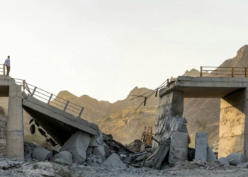 Iran Expands Regional Strikes After US Bombing Campaign Targets Southern Iran